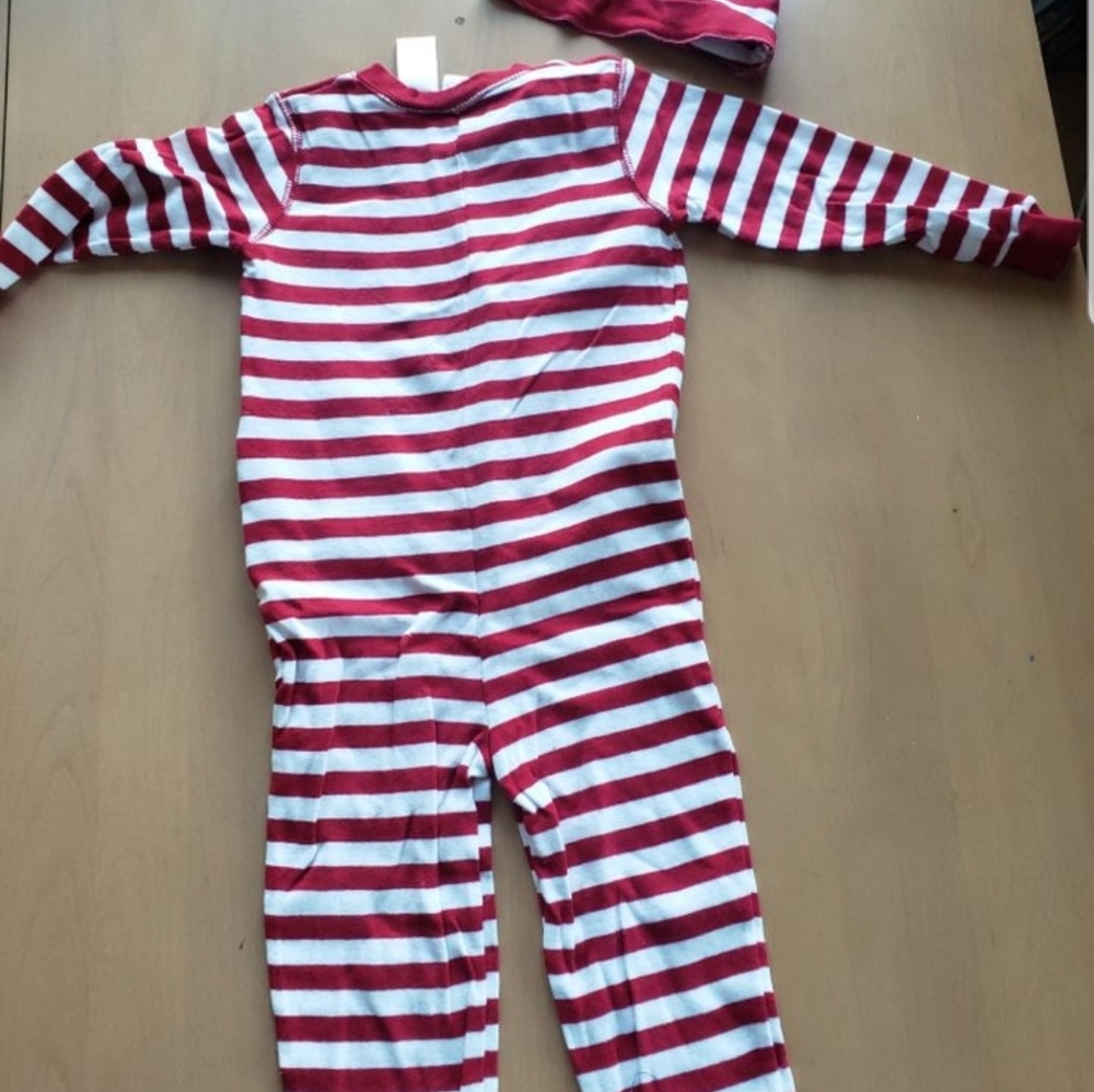 Pyjamas - Picture 3 of 4